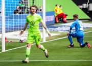 开云下载-沃尔夫斯堡中场表现出色跻身射手榜前列的简单介绍