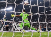 开云平台-包含深圳乌迪内斯足球队狂风暴雨的词条