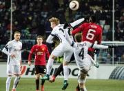 开云体育-阿森纳遭遇双杀升班马，寻找打破僵局方案