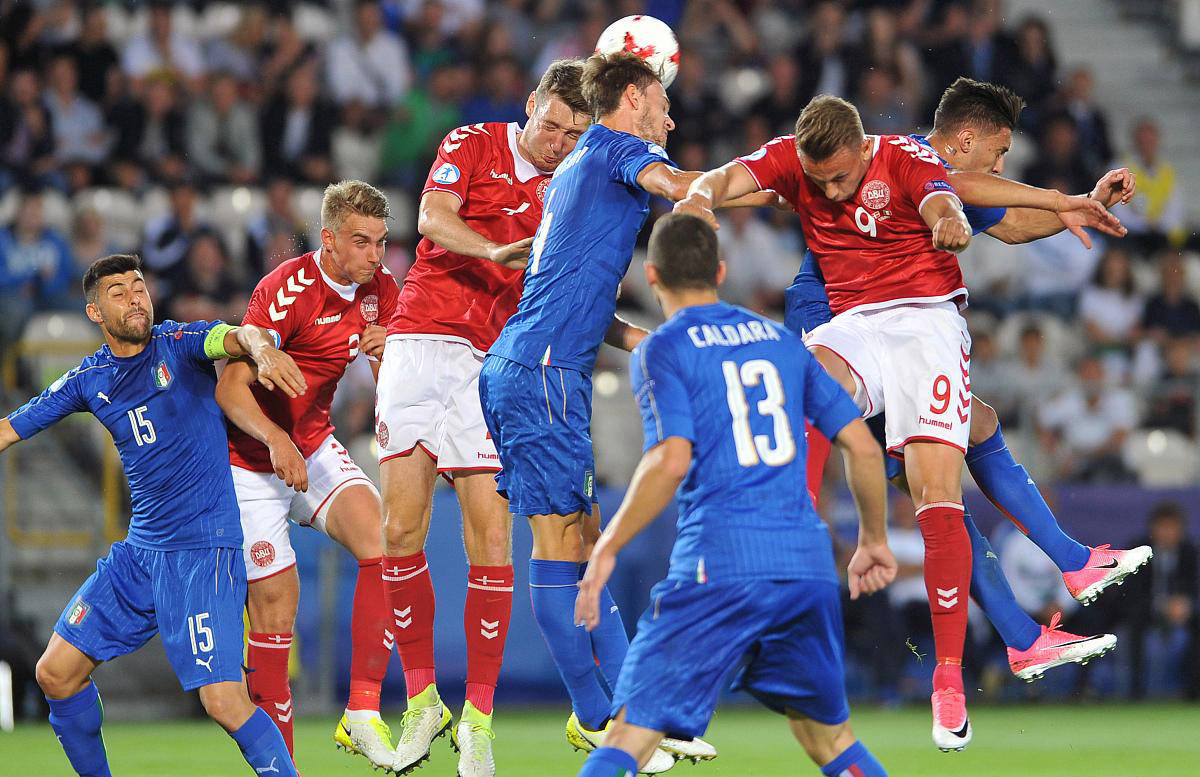 捷克队攻势强劲:击败黑马对手 捷克队攻势强劲:击败黑马对手