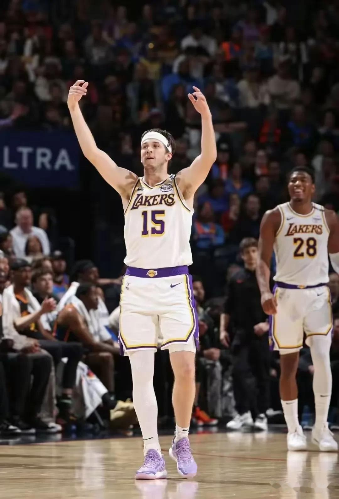 湖人战术乏善可陈，再次犯错