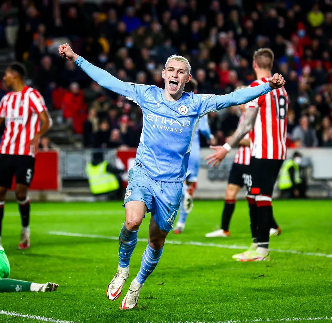 曼努埃尔斯福德连续完胜,主场表现抢眼 曼努埃尔斯福德连续完胜,主场表现抢眼