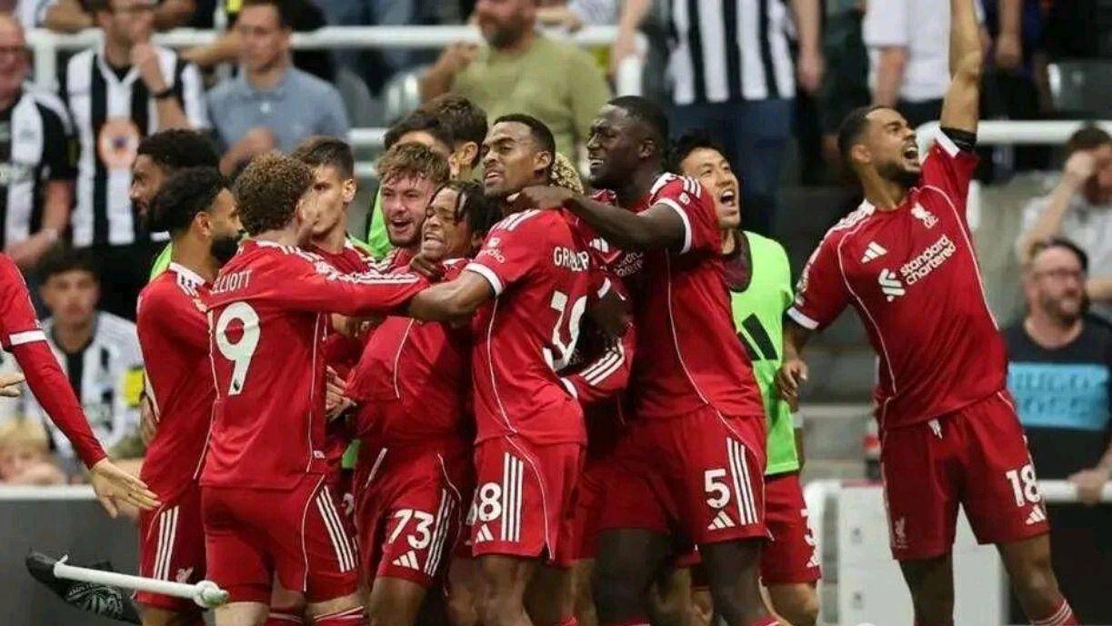 关于阿森纳客场惨败,陷入保级泥淖的信息 关于阿森纳客场惨败,陷入保级泥淖的信息