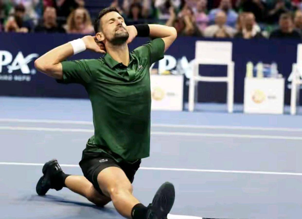 拉沃尔杯横扫ATP总决赛,德约科维奇点燃赛场 拉沃尔杯横扫ATP总决赛,德约科维奇点燃赛场