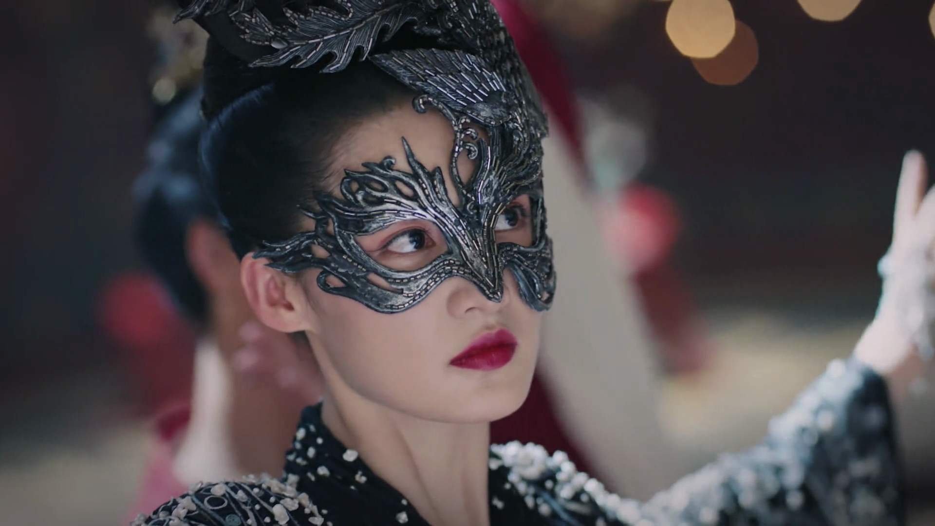 逆光入弯,范戴克那头槌,如F1夜赛第一弯的绝地超越