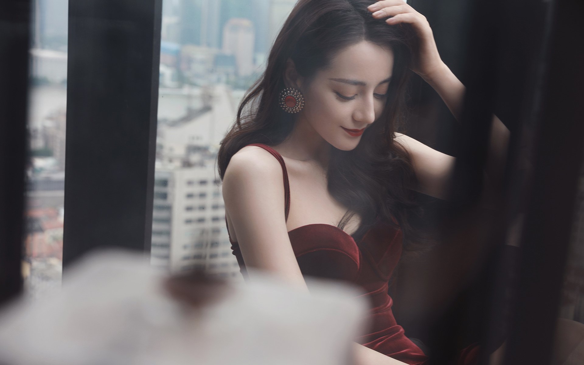 棋盘上的暗影，工程师范弗利特如何在一场F1街道赛的霓虹中偷走胜利